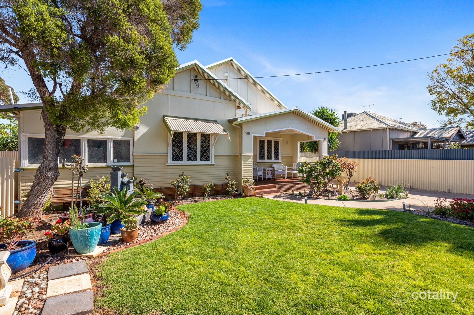 14 Hare St, Lamington, WA 6430