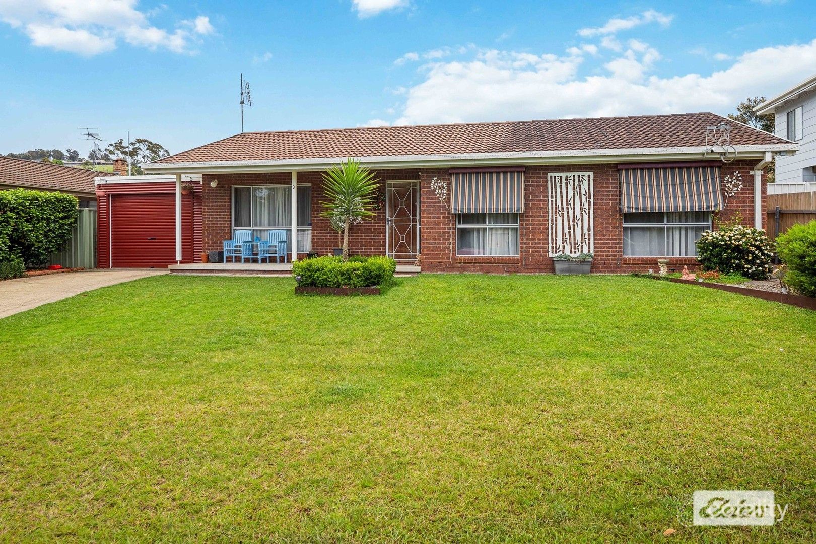 9 Tasman St, Surf Beach, NSW 2536