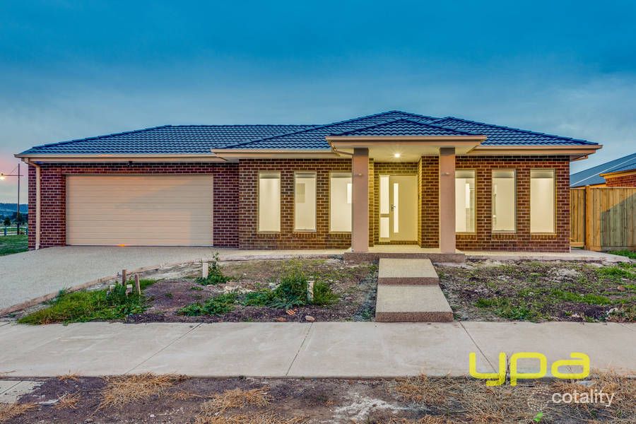 34 Golf Links Dr, Beveridge, VIC 3753
