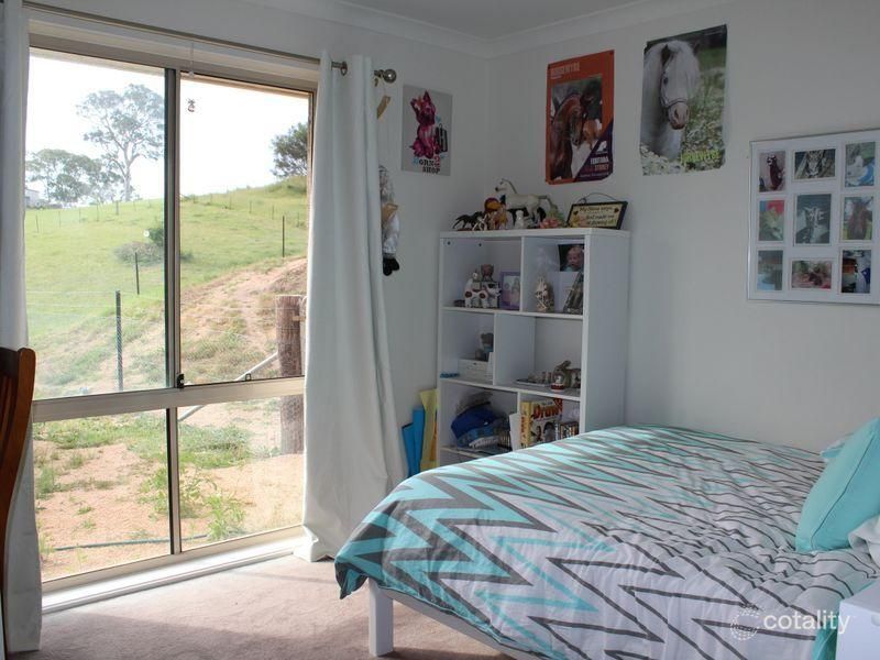 18 Wattle Pl, Bega, NSW 2550