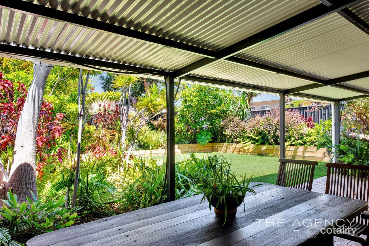 20 Glass St, Kalbarri, WA 6536