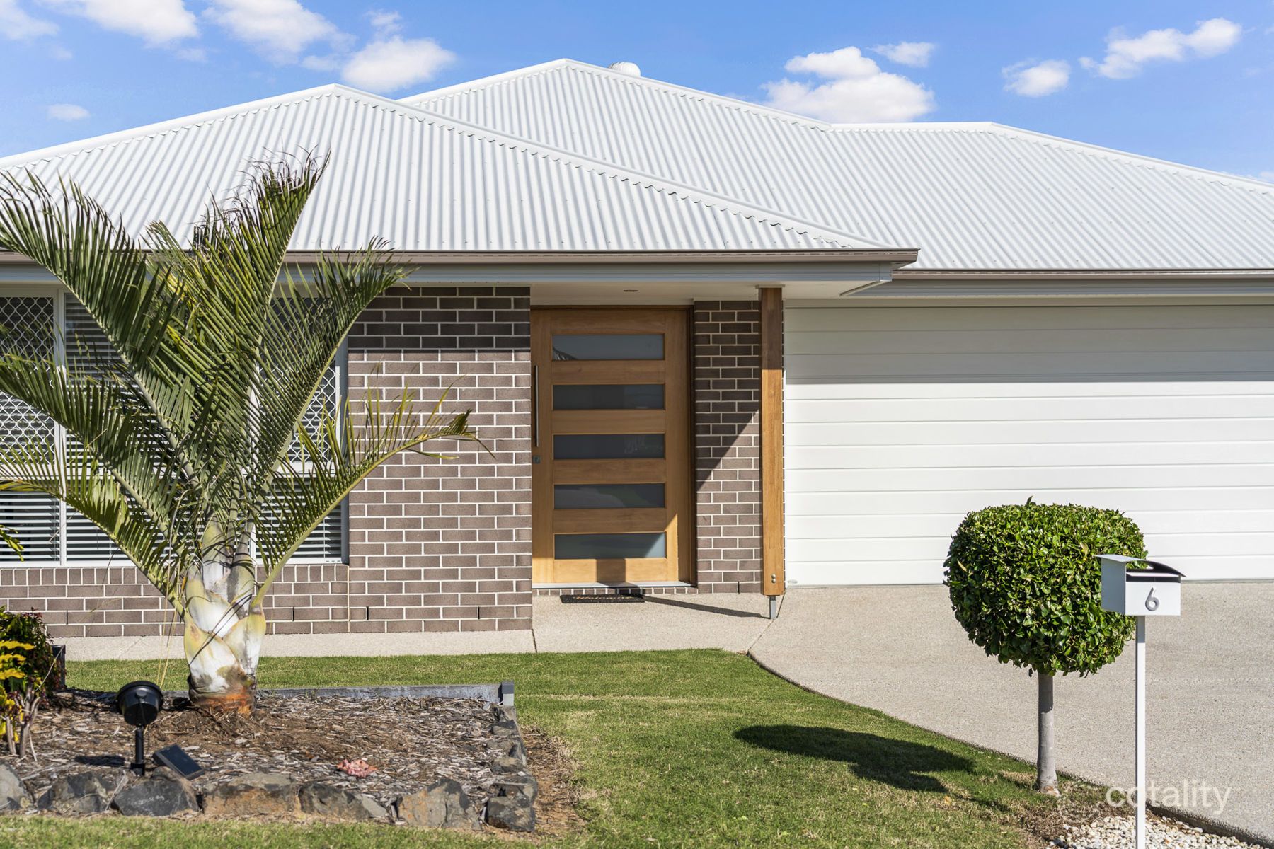 6 Huntley St, Gatton, QLD 4343