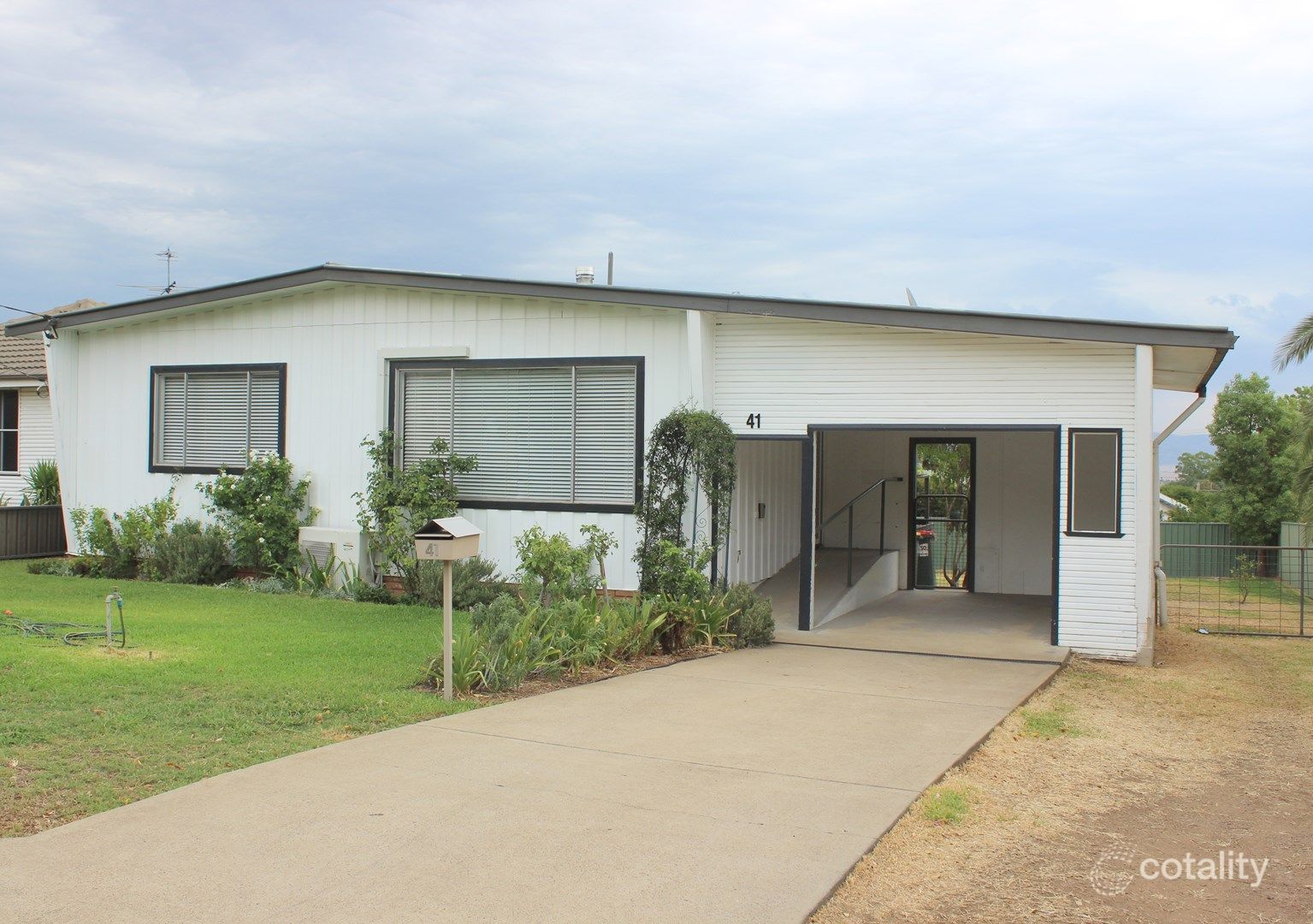 41 Barton St, Scone, NSW 2337