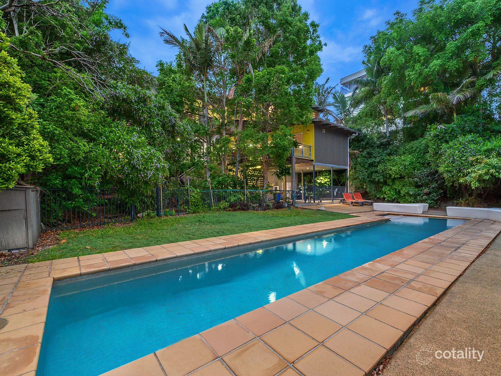 31 Hazlewood St, Highgate Hill, QLD 4101