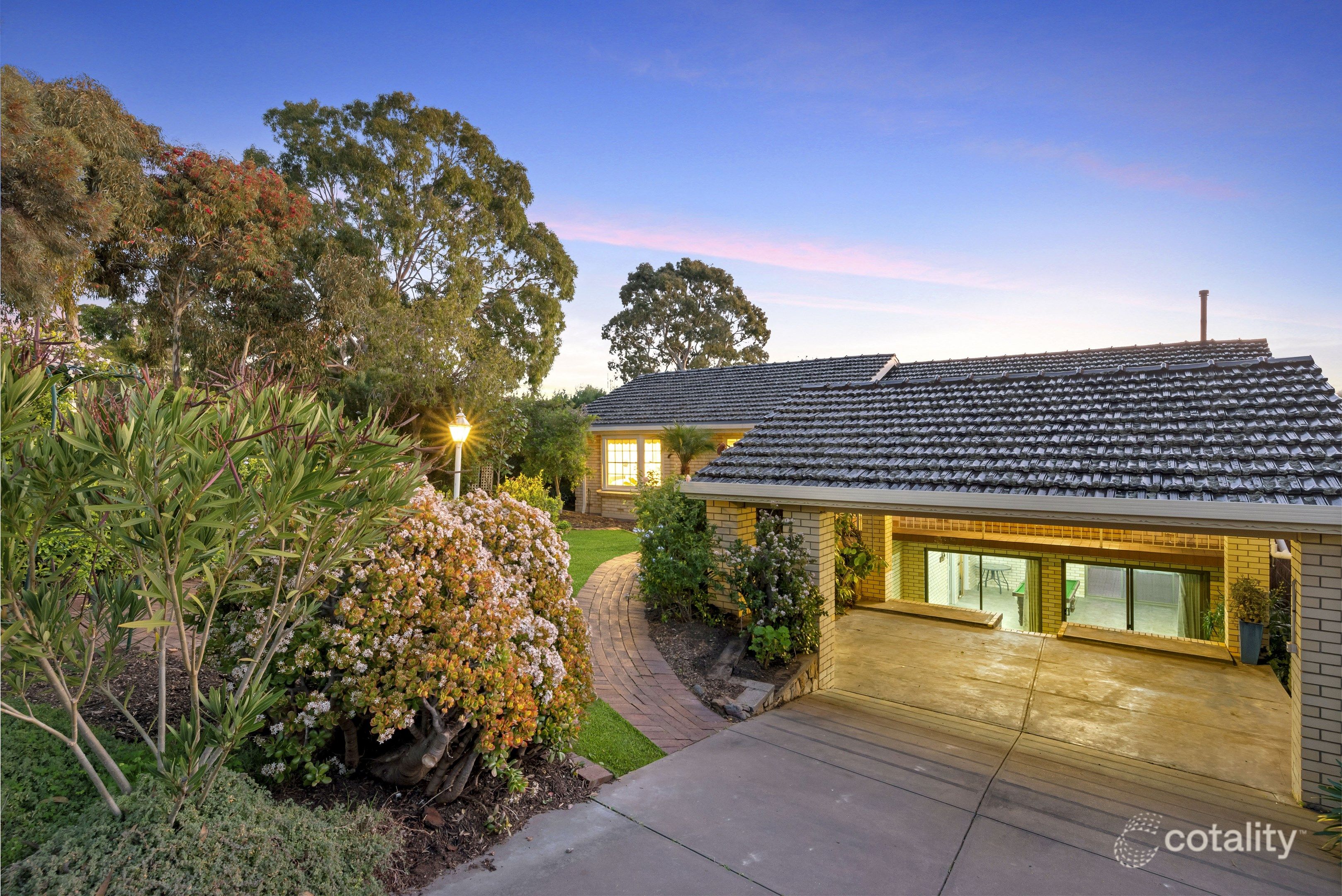 32 Grandview Dr, Pasadena, SA 5042