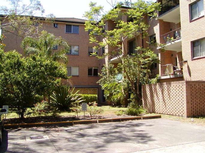 2/39 Albert St, Hornsby, NSW 2077