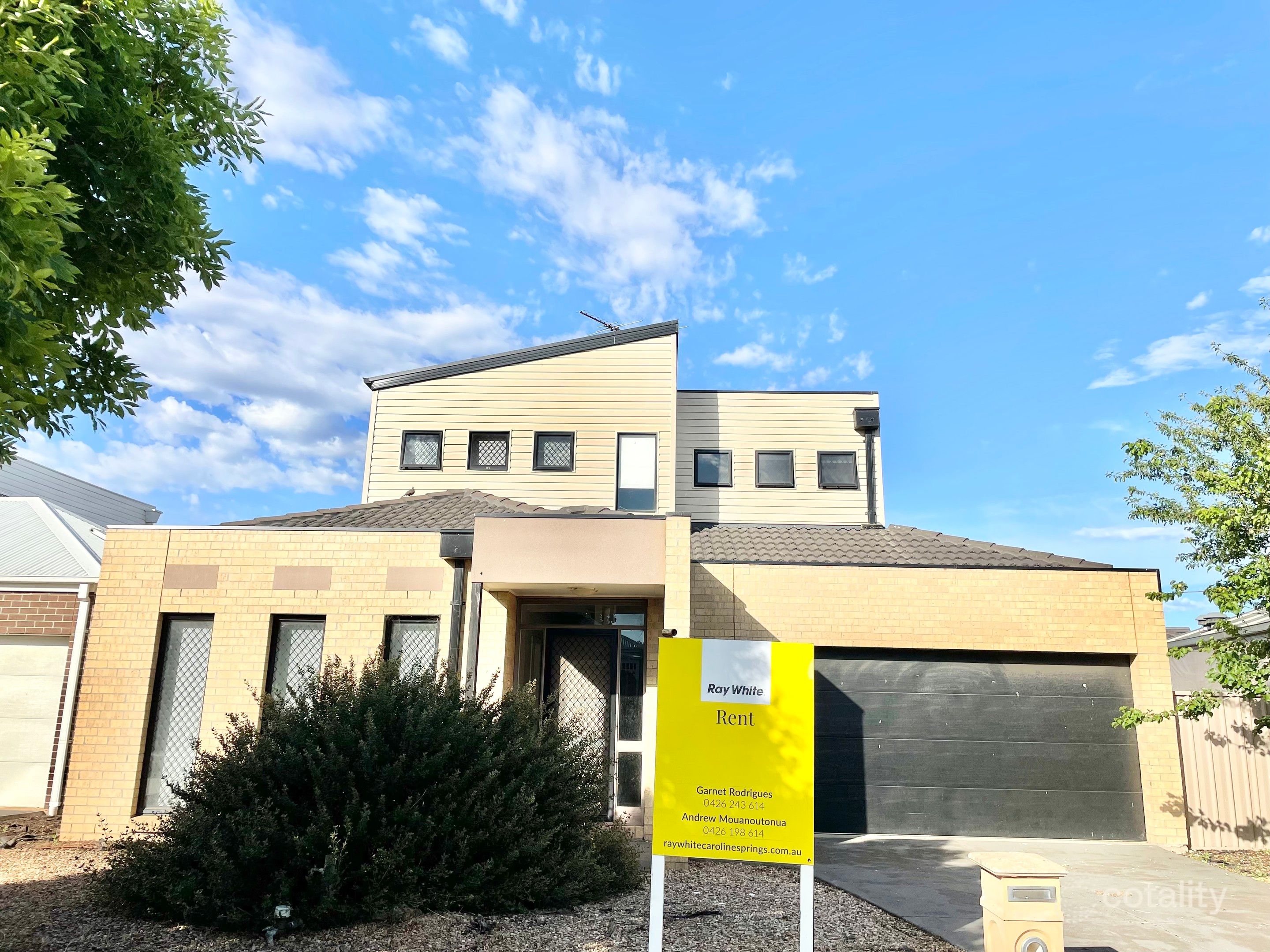 31 Mount Way, Caroline Springs, VIC 3023