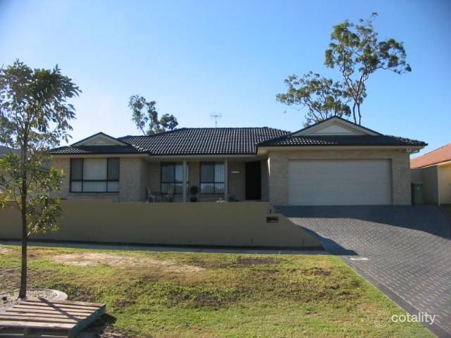 4 Hamlyn Rd, Hamlyn Terrace, NSW 2259