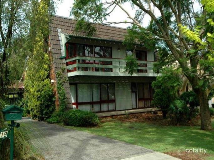 19 Charleroi Rd, Belrose, NSW 2085