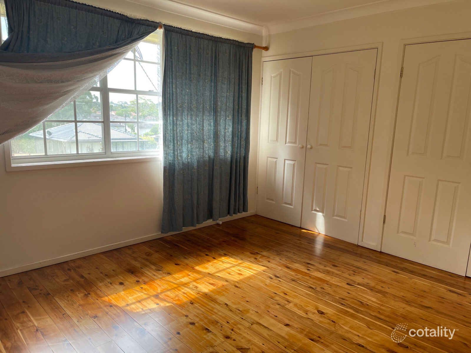 4 Bingara Rd, Macquarie Fields, NSW 2564