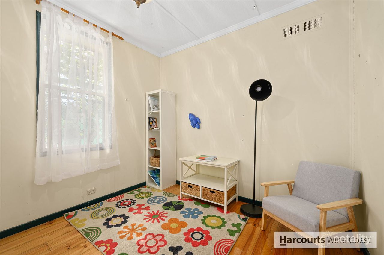 5 Valiant Rd, Port Willunga, SA 5173