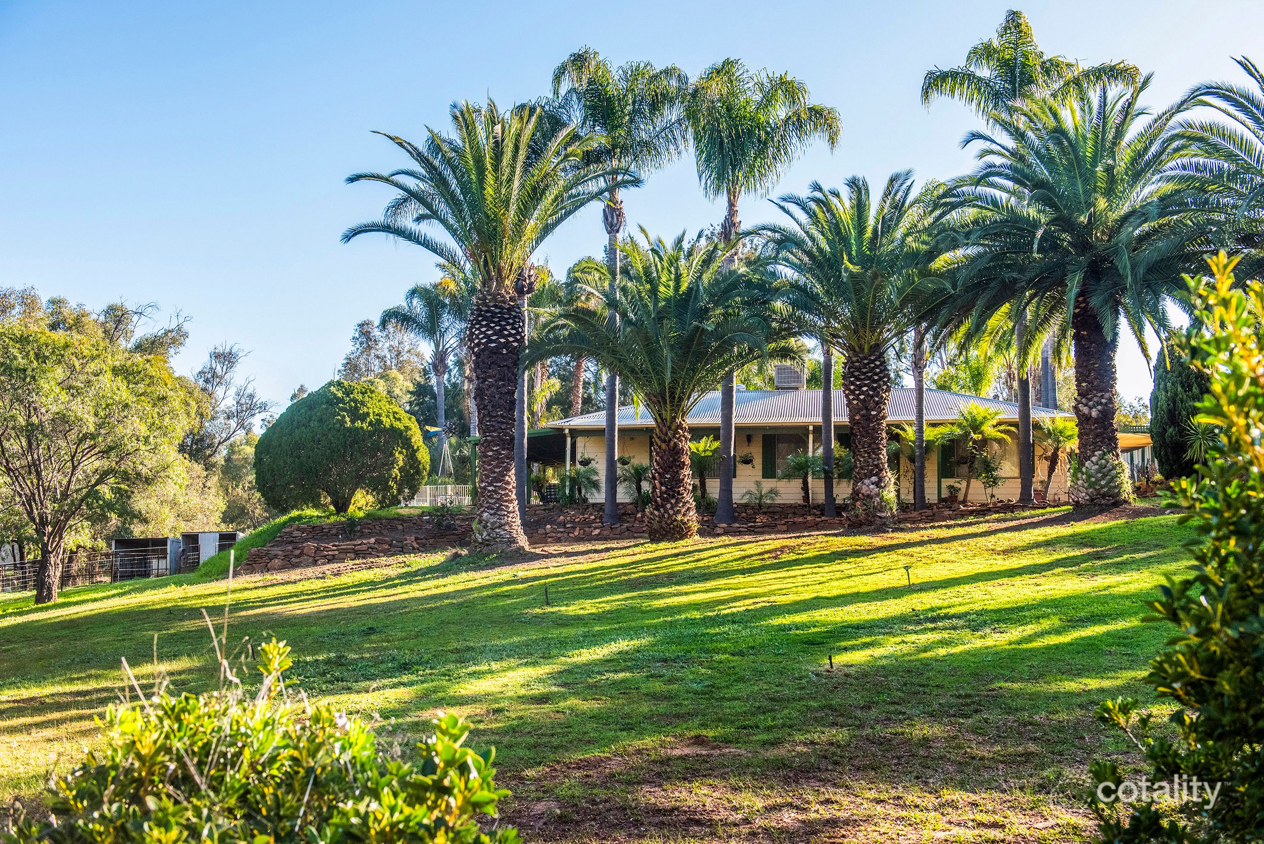 10 Parkside Gdns, Bindoon, WA 6502