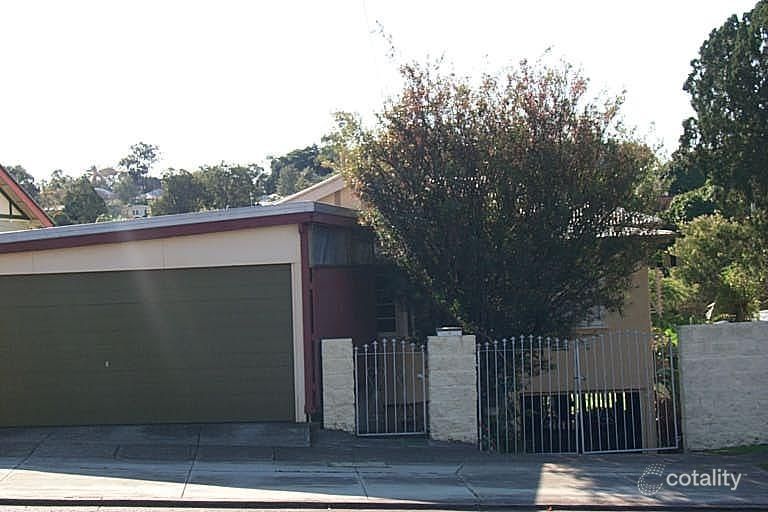 80 Raff Ave, Holland Park, QLD 4121
