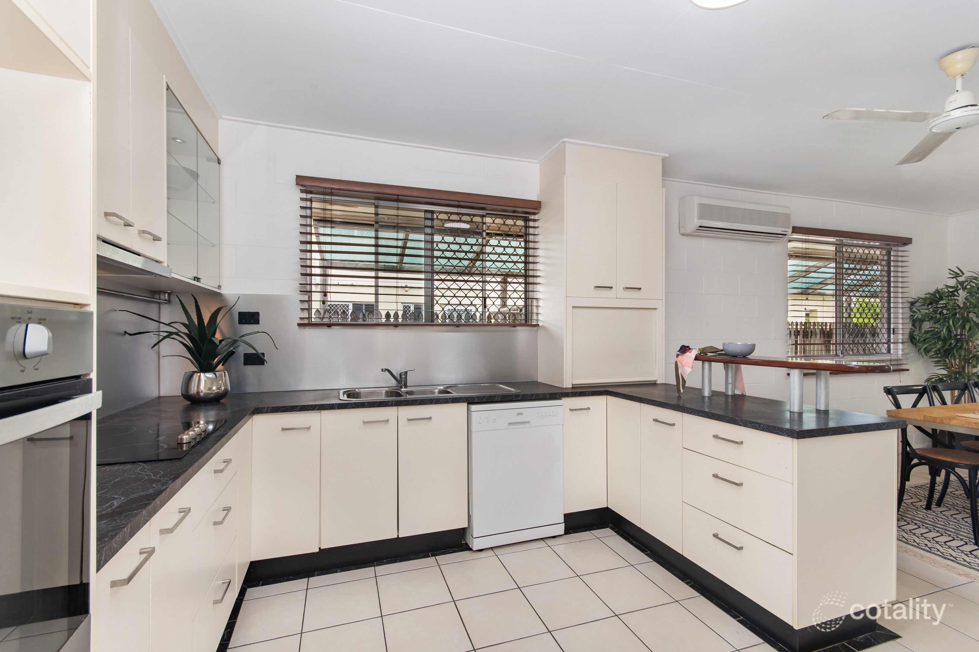39 Birrabang St, Kirwan, QLD 4817