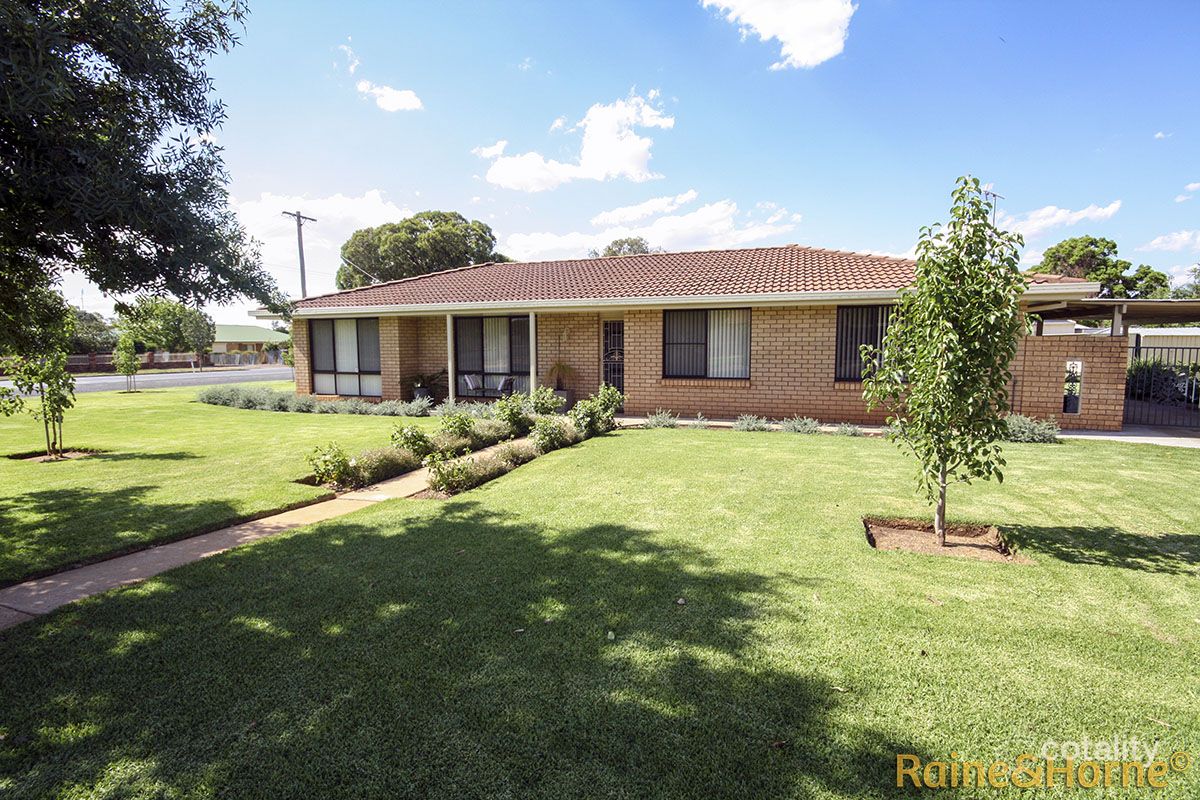 195 Algalah St, Narromine, NSW 2821