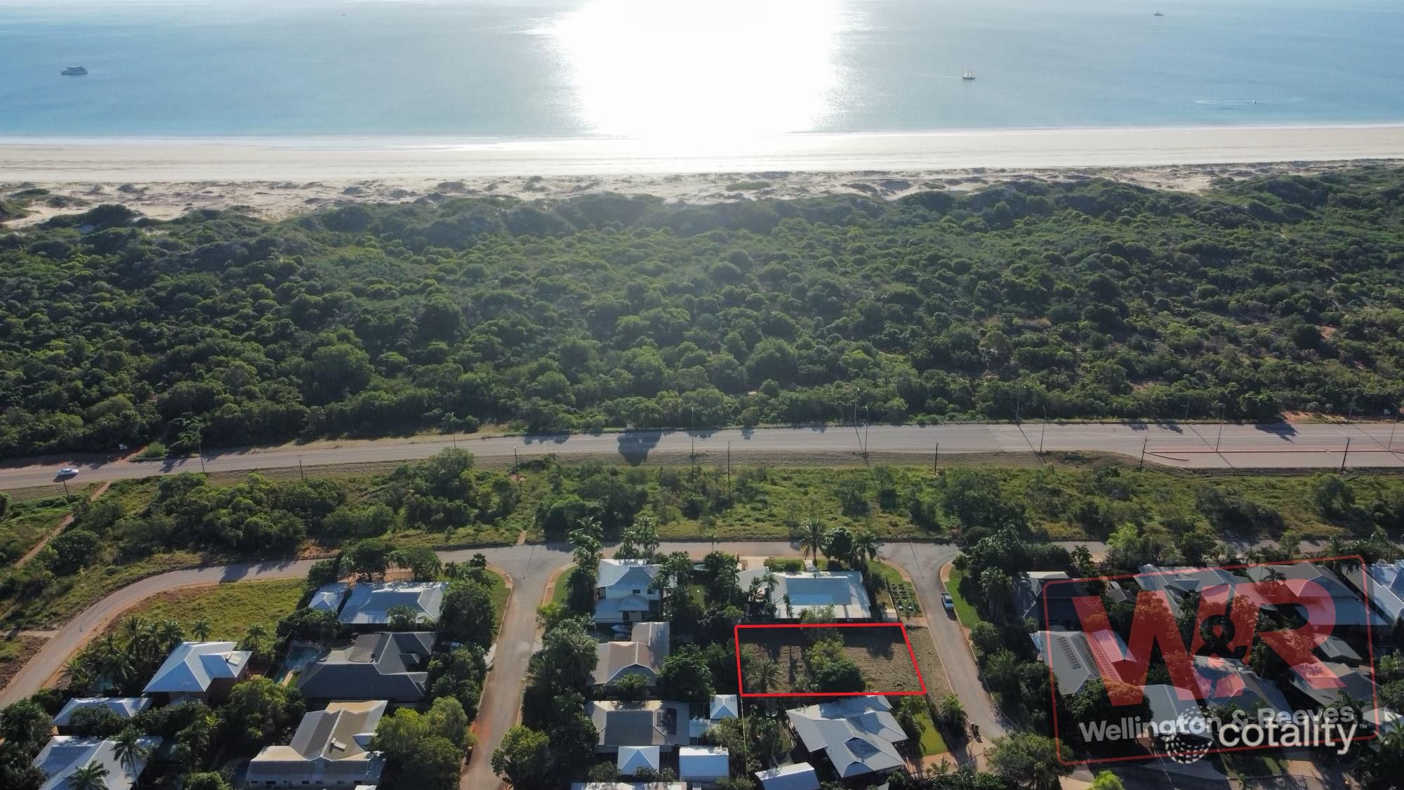 2 Fox Ct, Cable Beach, WA 6726