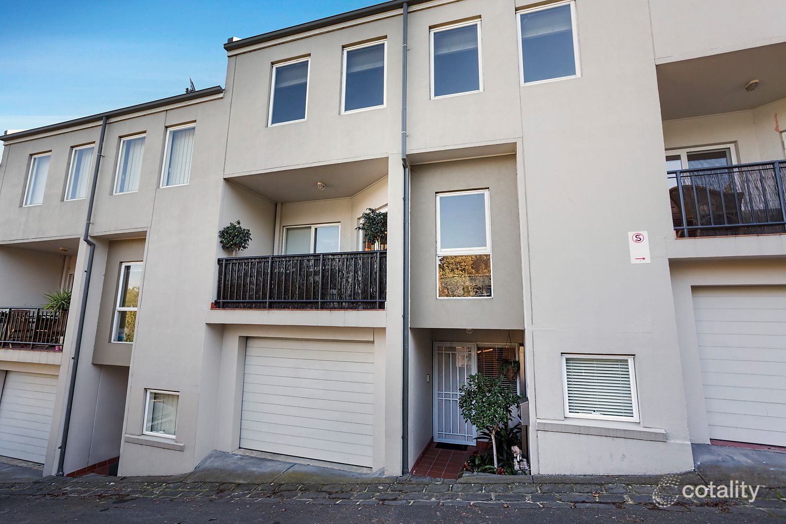 4 Coopers Lane, Kensington, VIC 3031