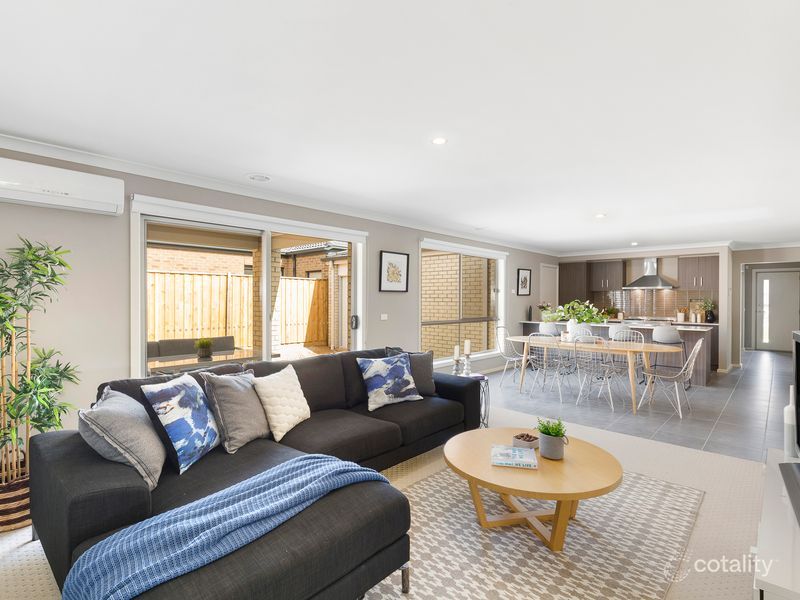 24 Cubbyhouse Rd, Wyndham Vale, VIC 3024