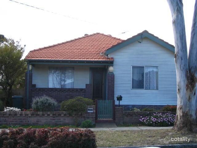 18 Harry St, Eastlakes, NSW 2018