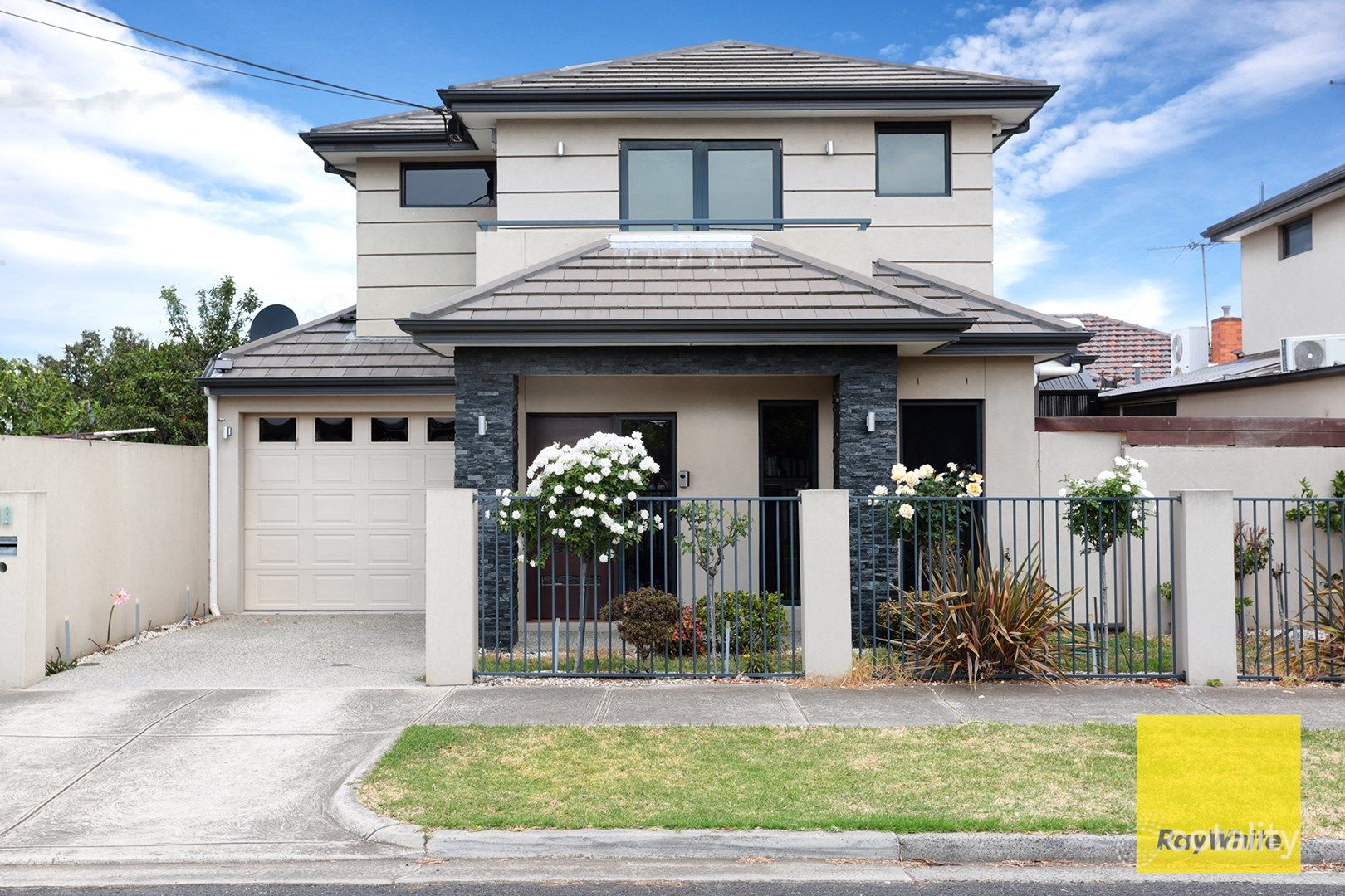 12 Hendren Ave, Altona North, VIC 3025