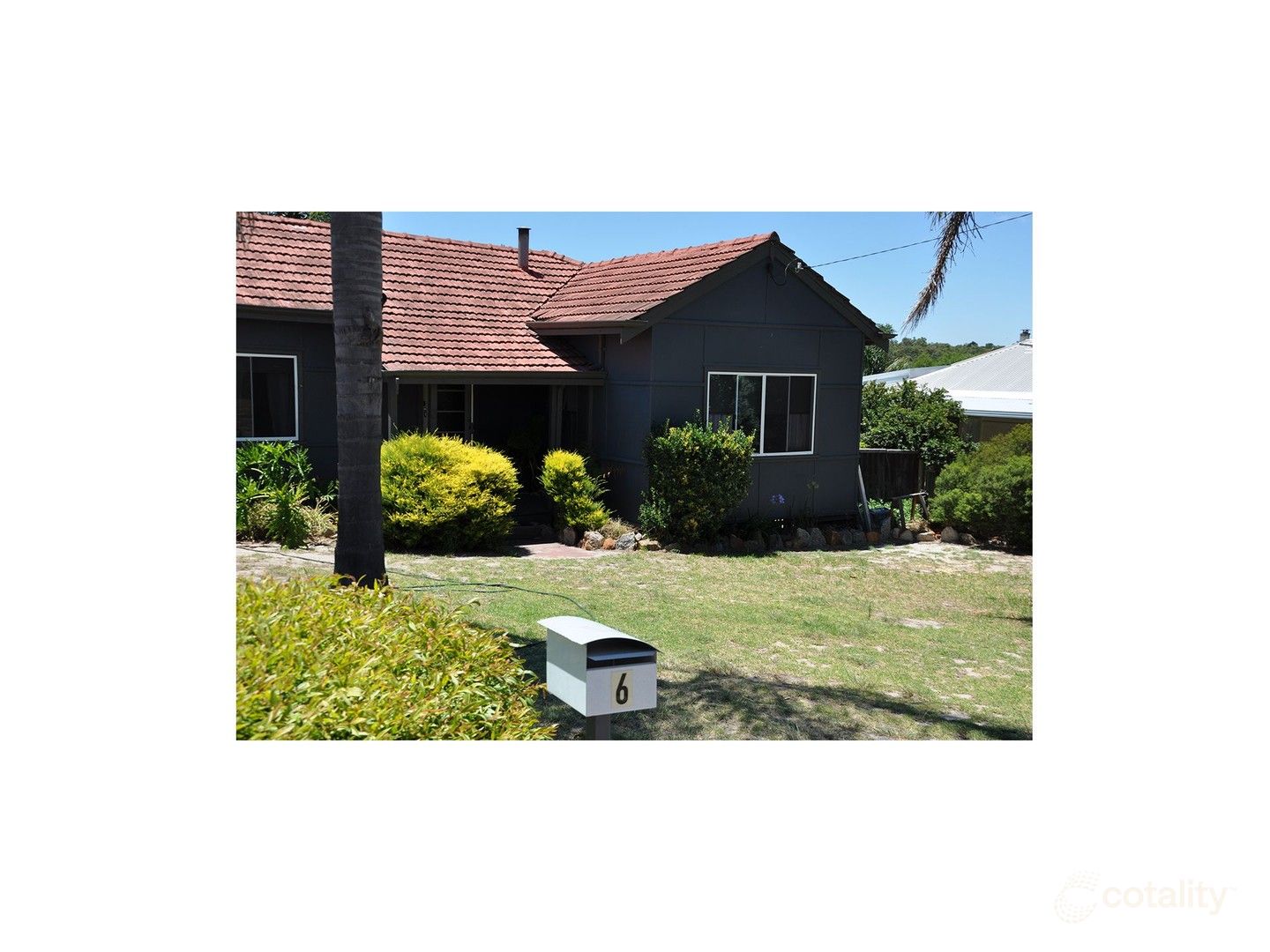 6 Deakin St, Collie, WA 6225