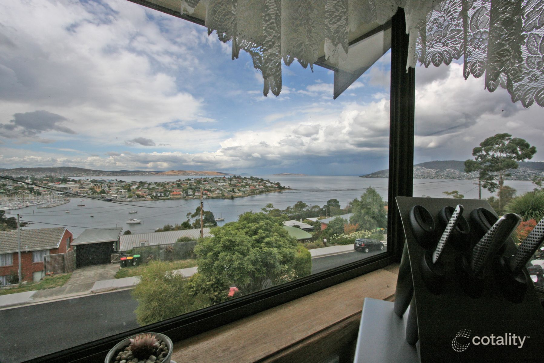 51 Leura St, Rosny, TAS 7018