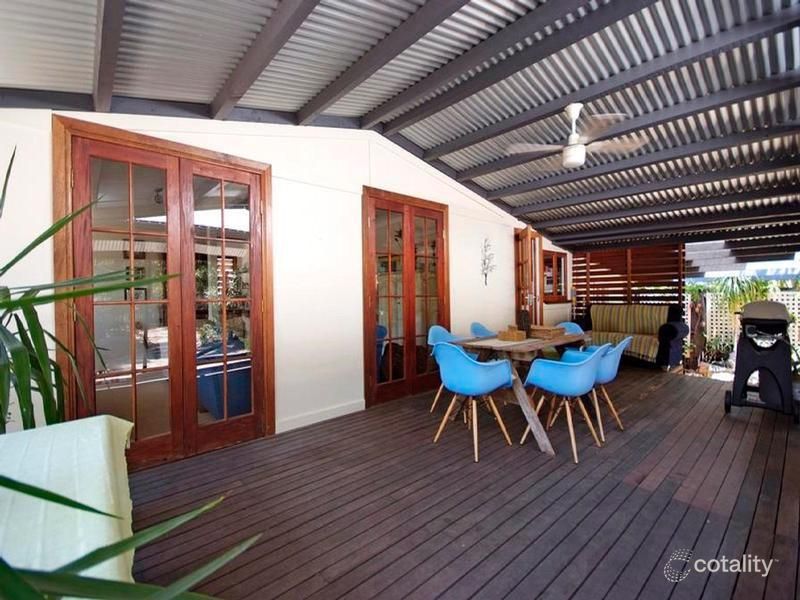 35 Law St, Cairns North, QLD 4870