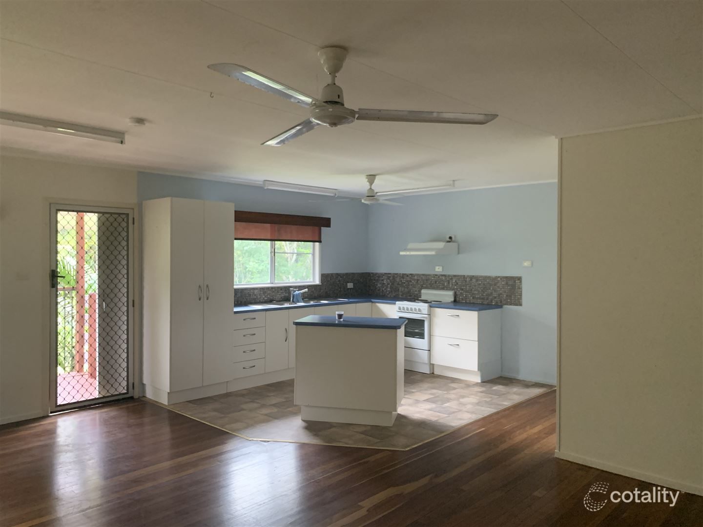 30 Jamieson St, Cardwell, QLD 4849