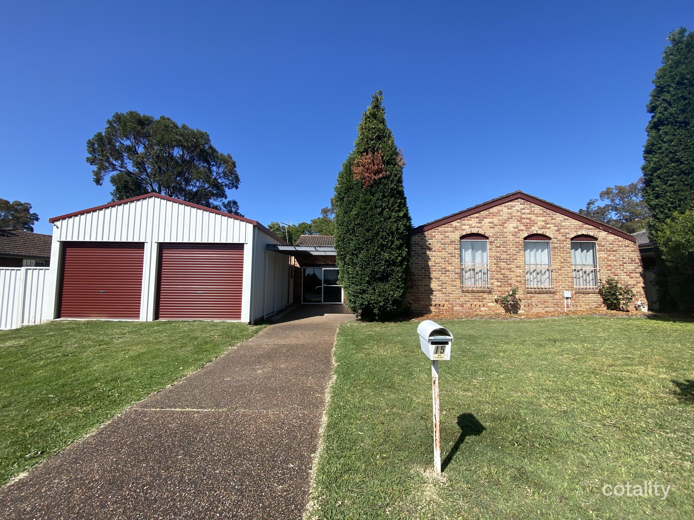 15 Stonehaven Dr, Metford, NSW 2323