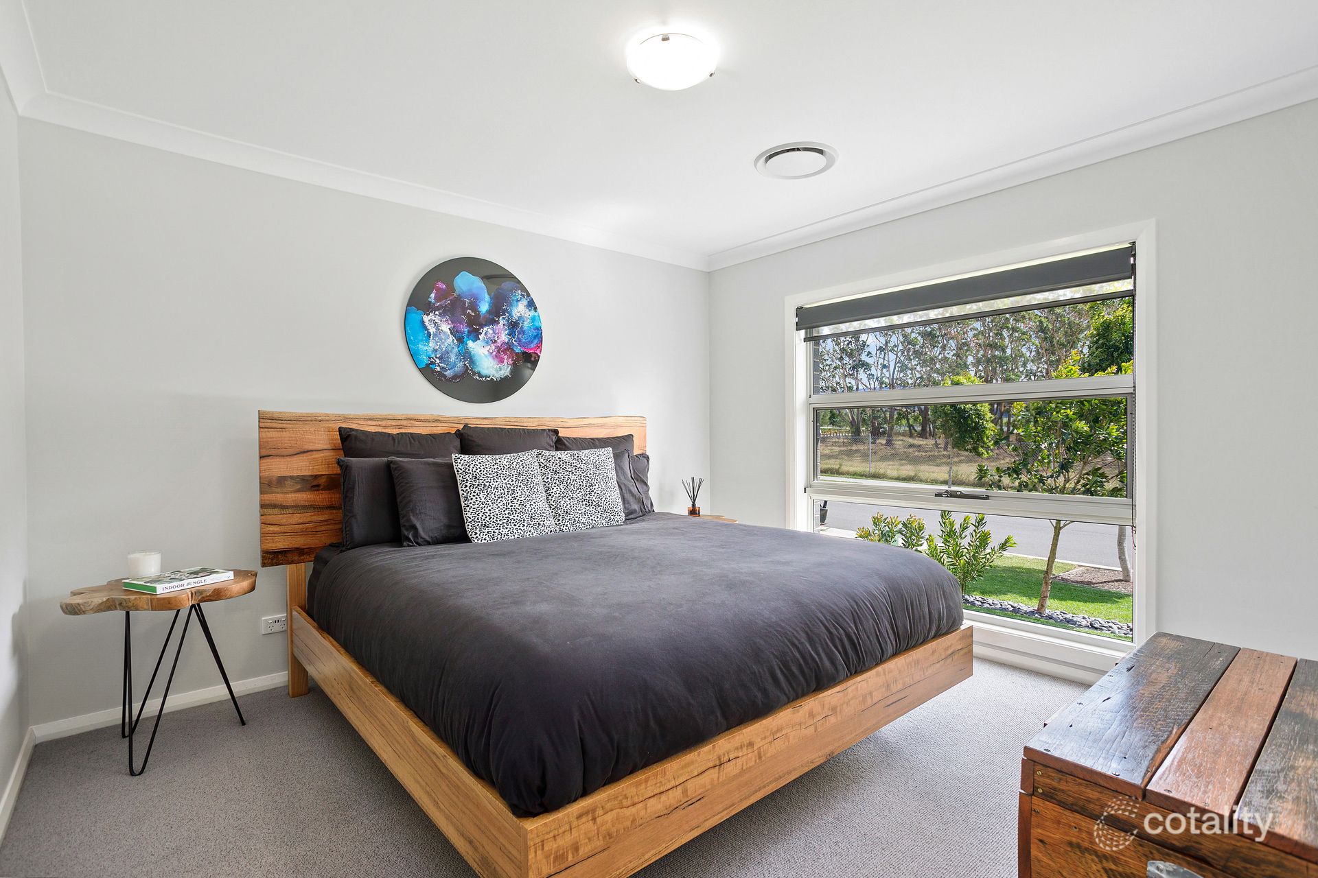 37 Bushranger Pde, Calderwood, NSW 2527