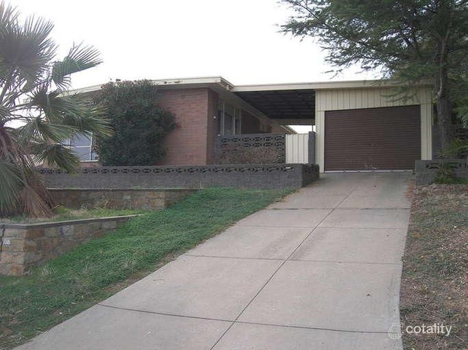 15 Gwender Tce, Para Hills, SA 5096