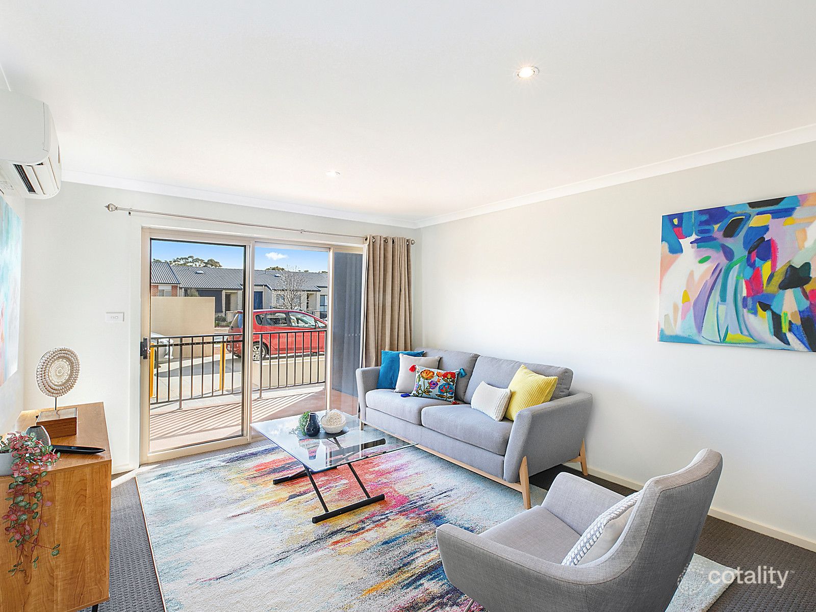 8/16 David Miller Cres, Casey, ACT 2913