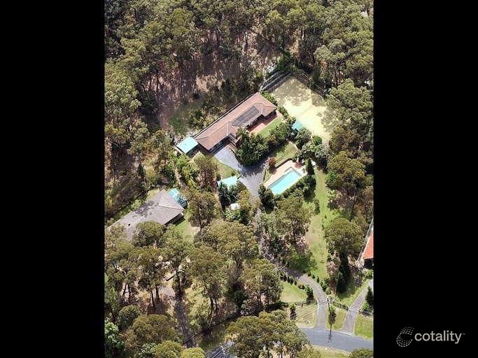 2 Awinya Cl, Empire Bay, NSW 2257