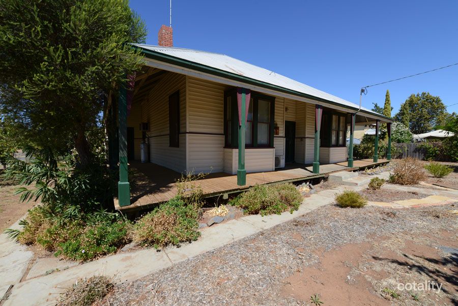 35 Mildura Way, Charlton, VIC 3525