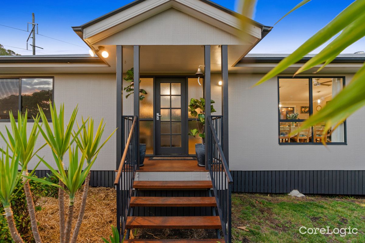 126 Iron Bark Dr, Mount Rascal, QLD 4350