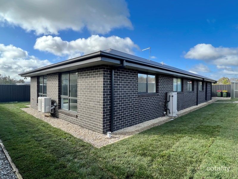 2/24 Wildmore Cres, Exeter, TAS 7275