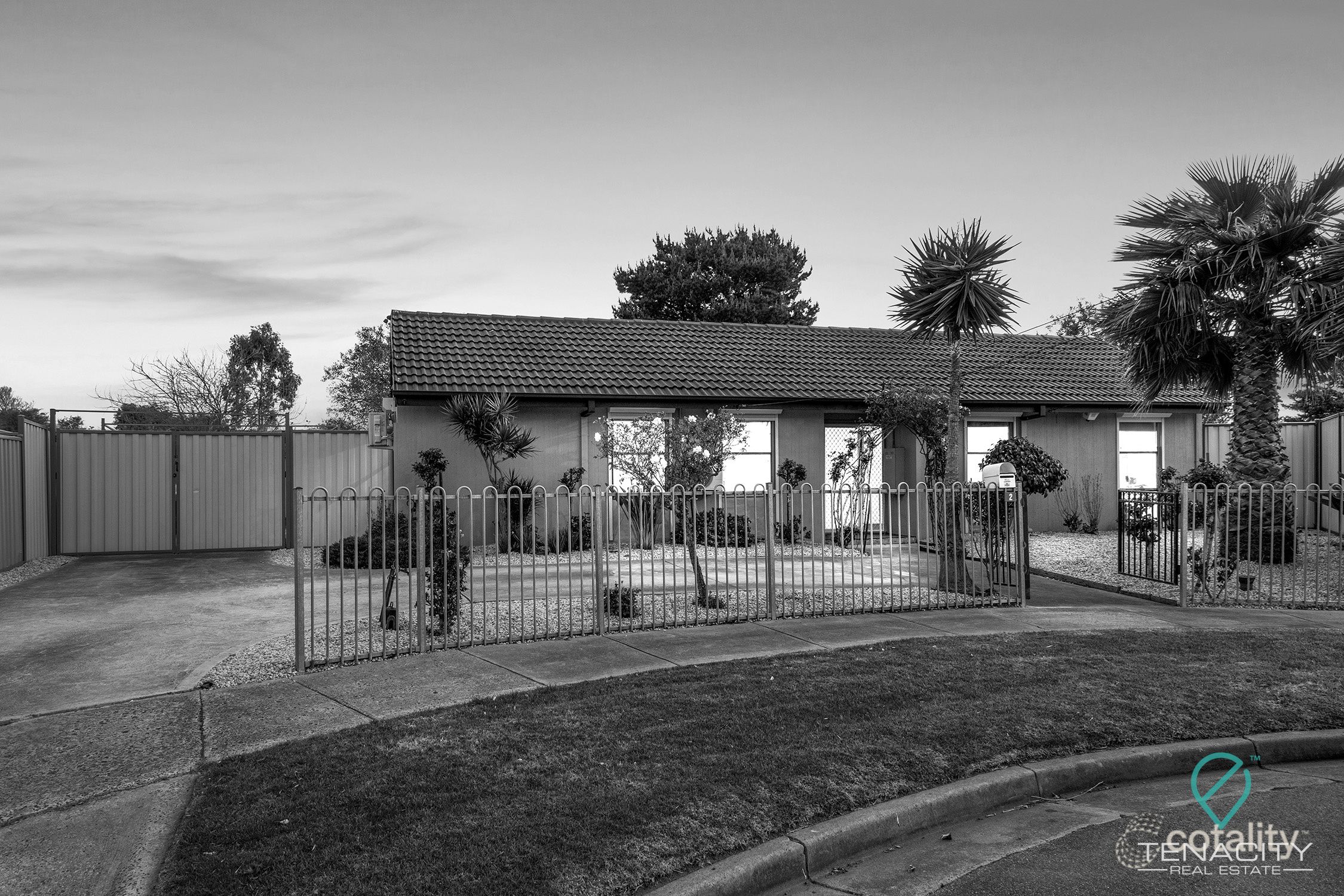 2 Oakes Ct, Sunshine West, VIC 3020