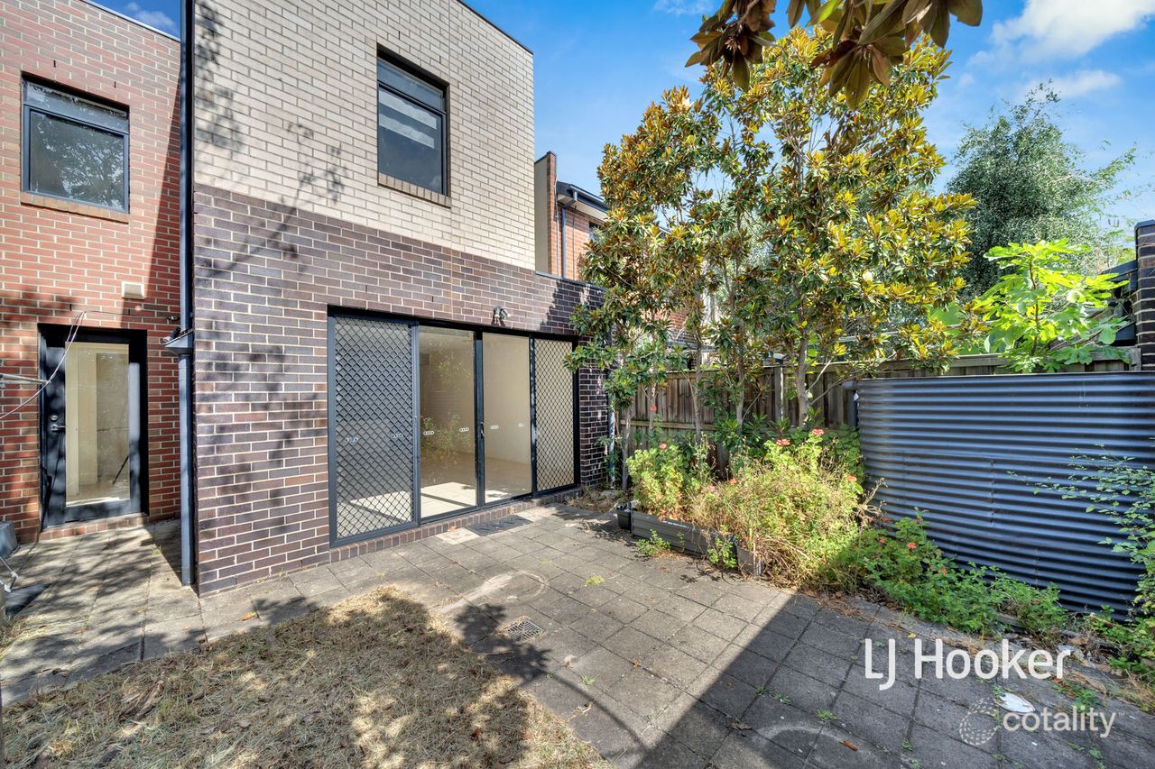 39 Evergreen Bvd, Clayton South, VIC 3169