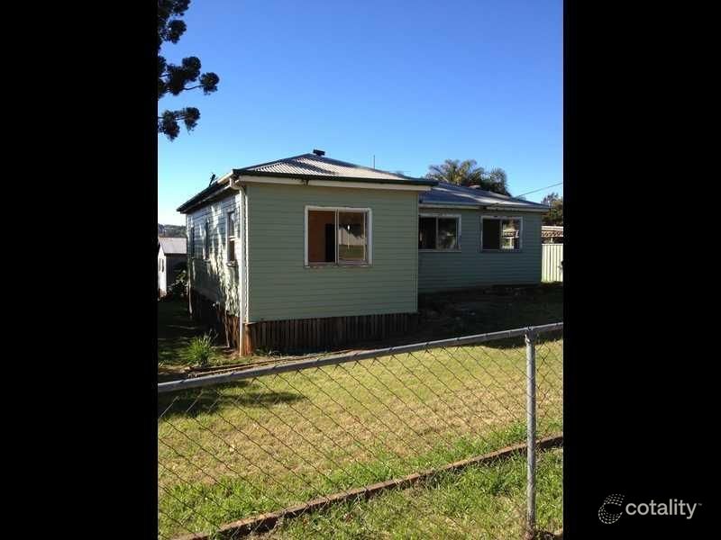 10 Vanity St, Rockville, QLD 4350