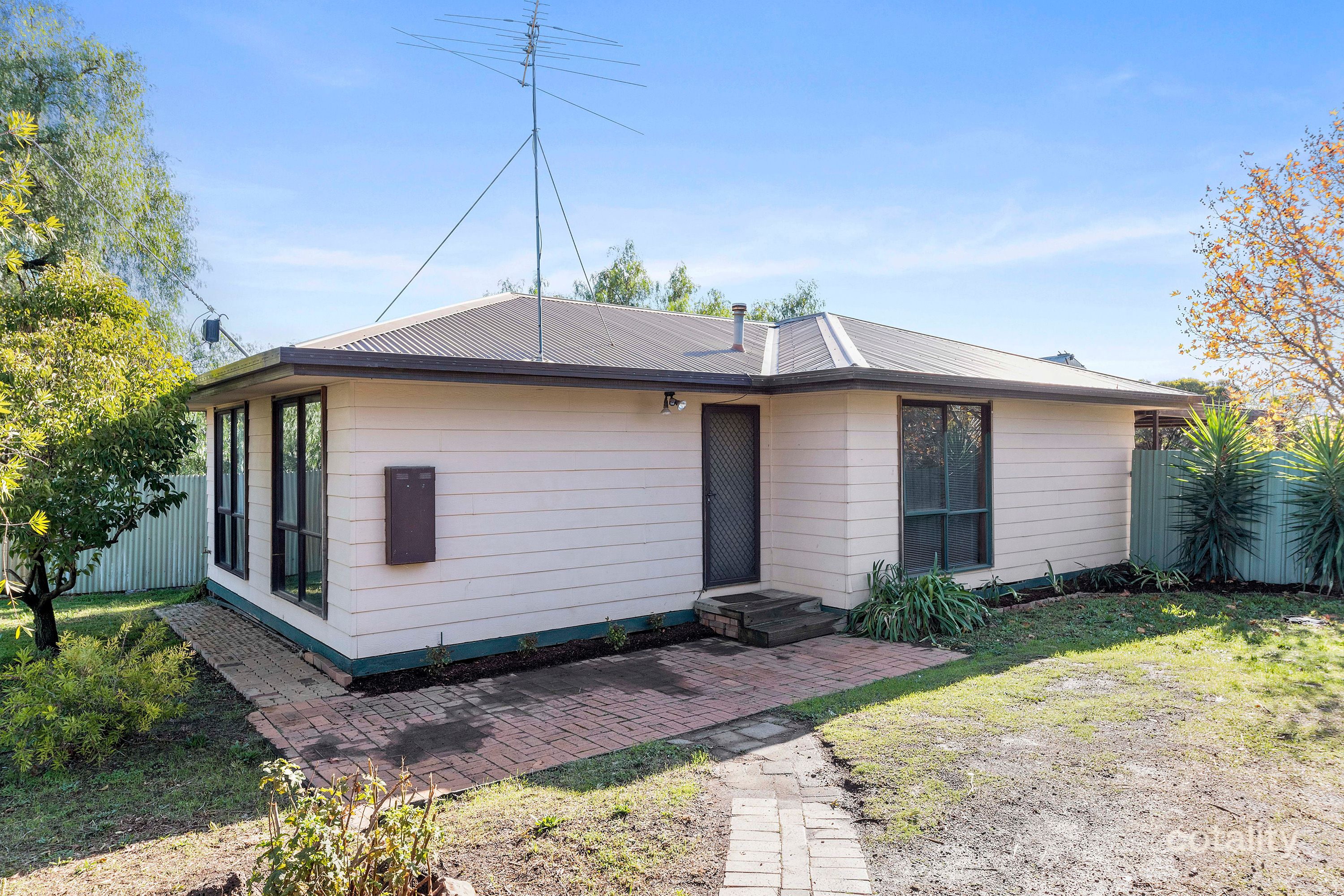 196 Upper California Gully Rd, California Gully, VIC 3556