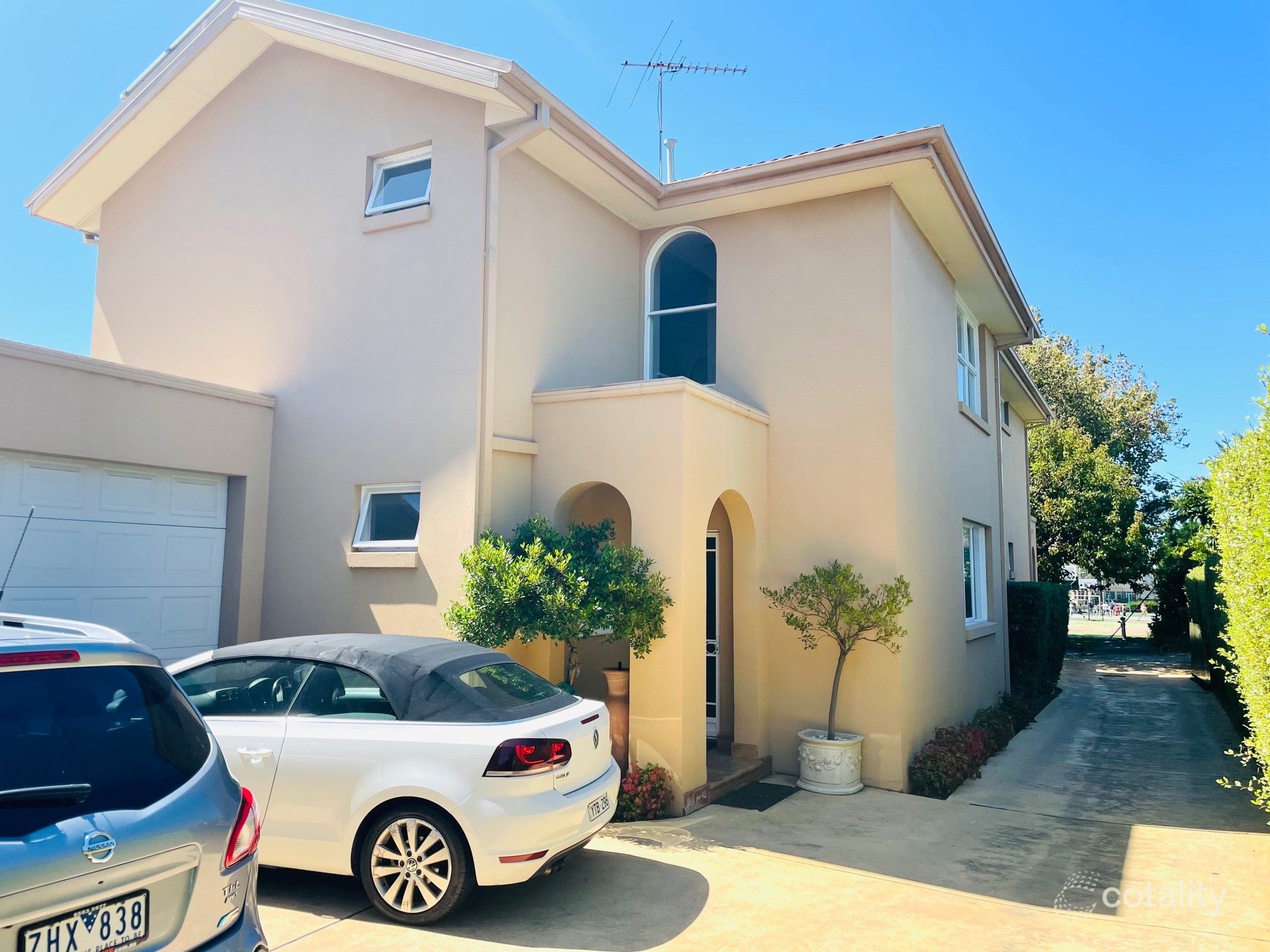 2/14 Wilton Gr, Elwood, VIC 3184