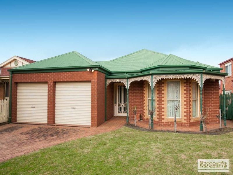 33 Bowen Cres, Burwood East, VIC 3151