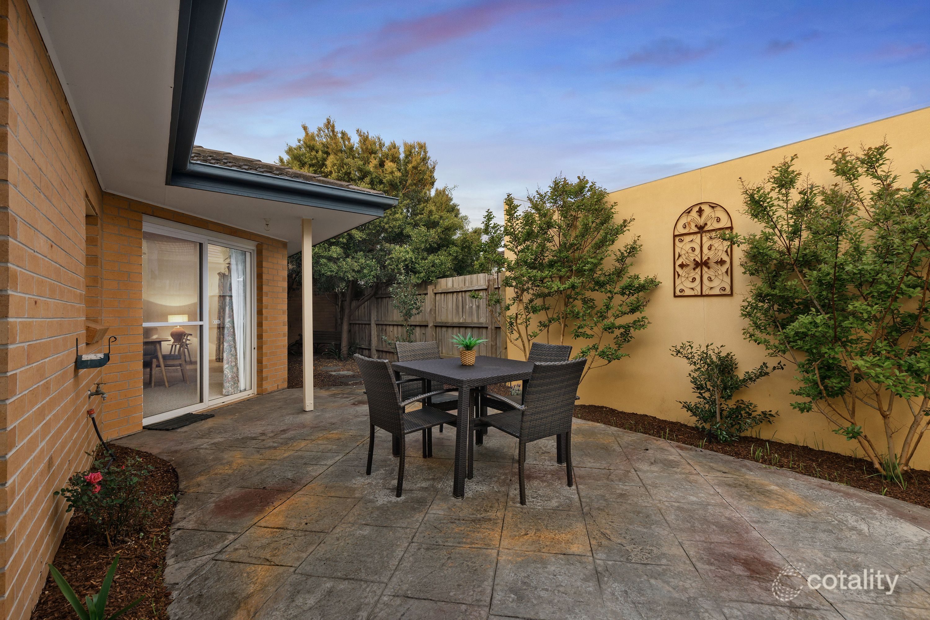 2/24 Studley St, Mulgrave, VIC 3170