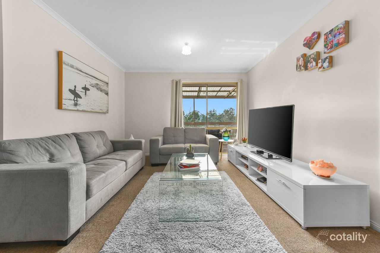 2/171 Outlook Dr, Dandenong North, VIC 3175