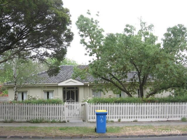 1/4 Hopetoun Ave, Canterbury, VIC 3126