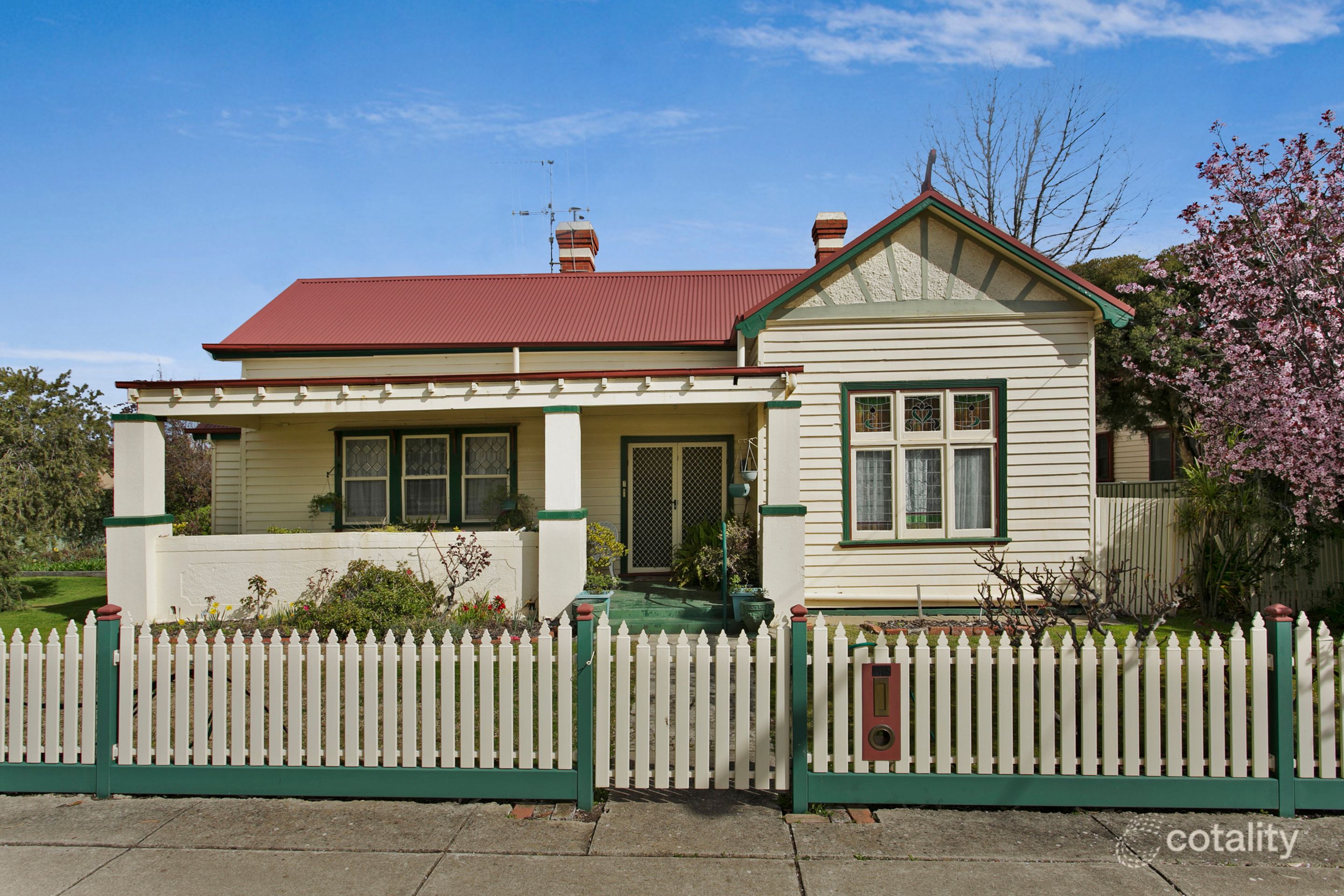 64 Neale St, Kennington, VIC 3550