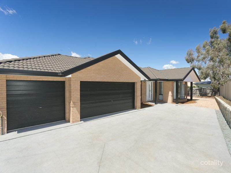 13 Fryans Pl, Amaroo, ACT 2914