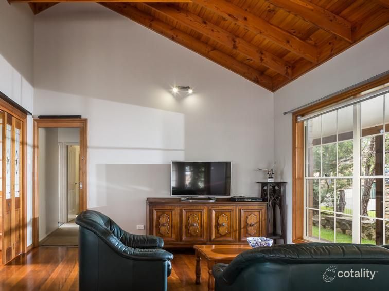 12 Doncaster St, Corrimal, NSW 2518