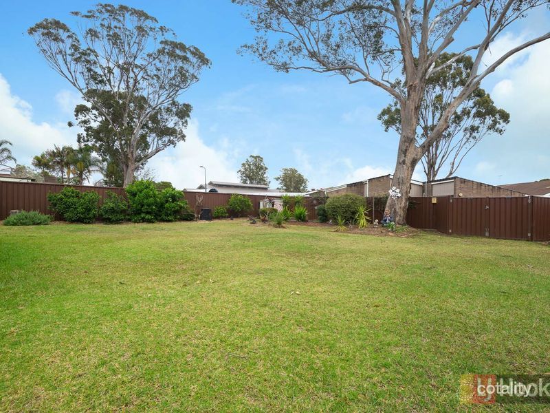 47 Currawong St, Ingleburn, NSW 2565