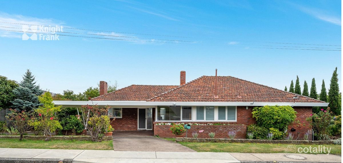 13 Heathcombe Cres, Sandy Bay, TAS 7005